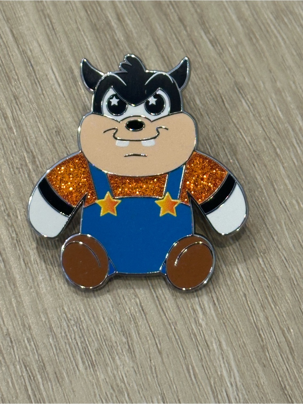 Disney Wishables Shimmer Mystery Pin - Pete